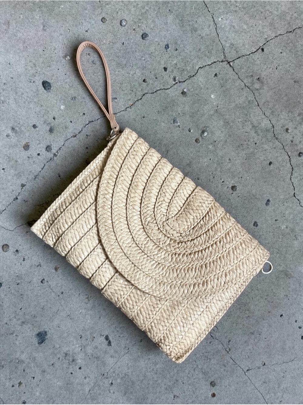 Woven Straw Wristlet Clutch - Natural Beige